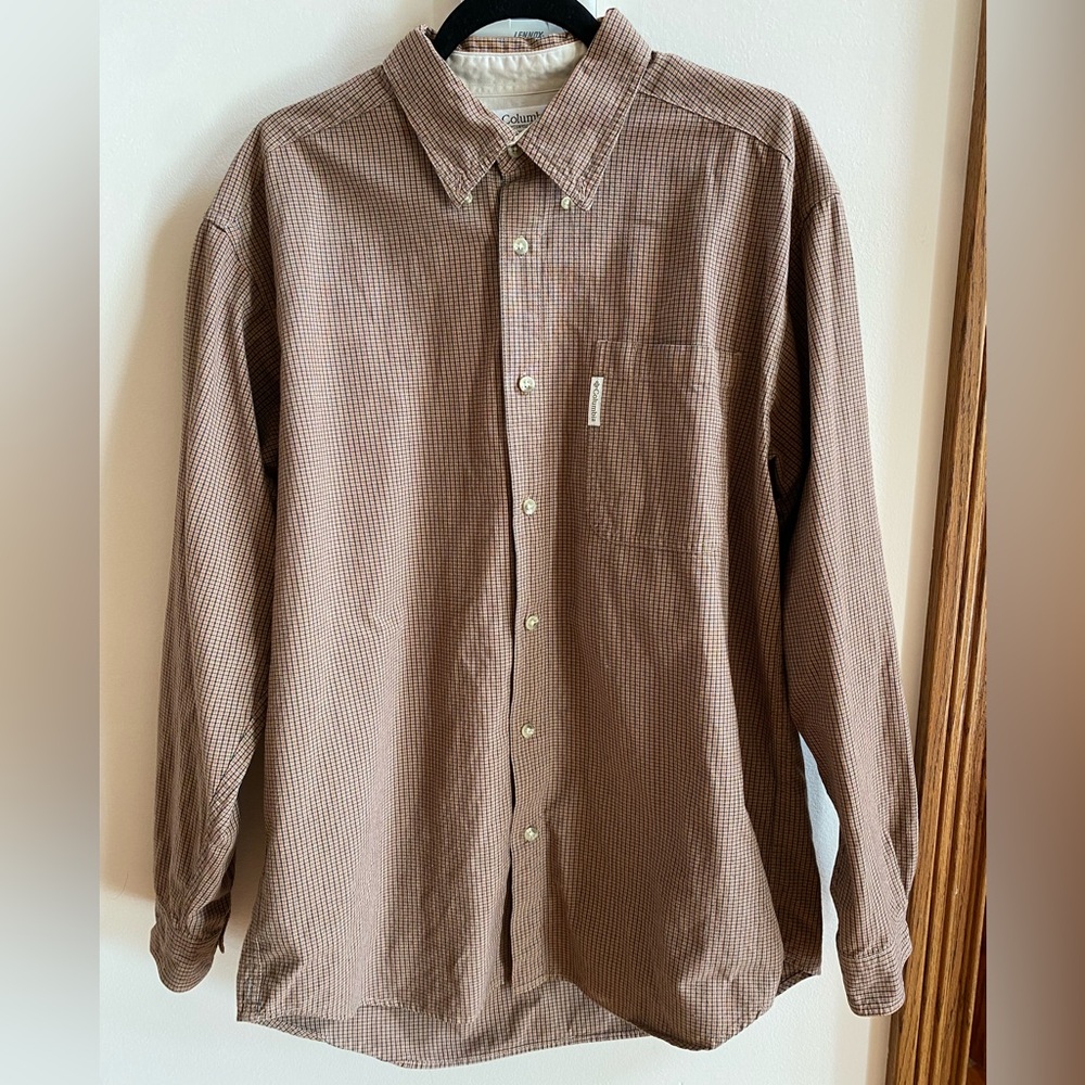 Columbia Sportswear Company Men’s Button Up Long Sleeve Dress Shirt Size L Tan